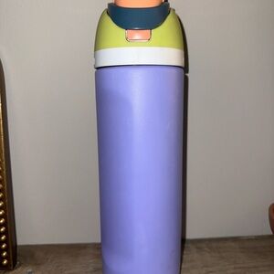 Owala FreeSip insulated stainless steel water bottle. 24oz